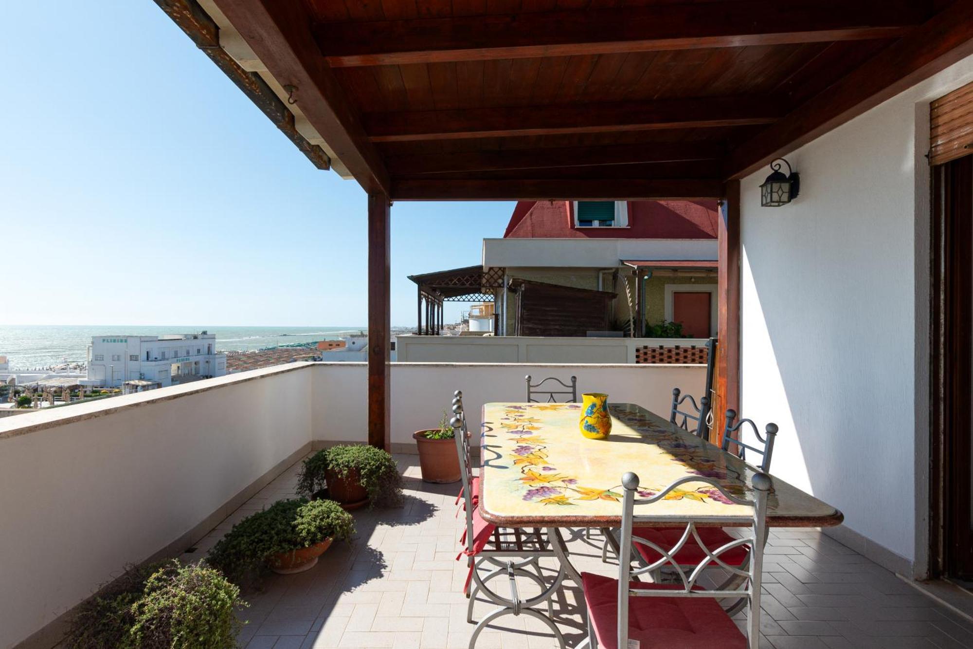 Ostia Attico Fronte Mare Appartement Buitenkant foto